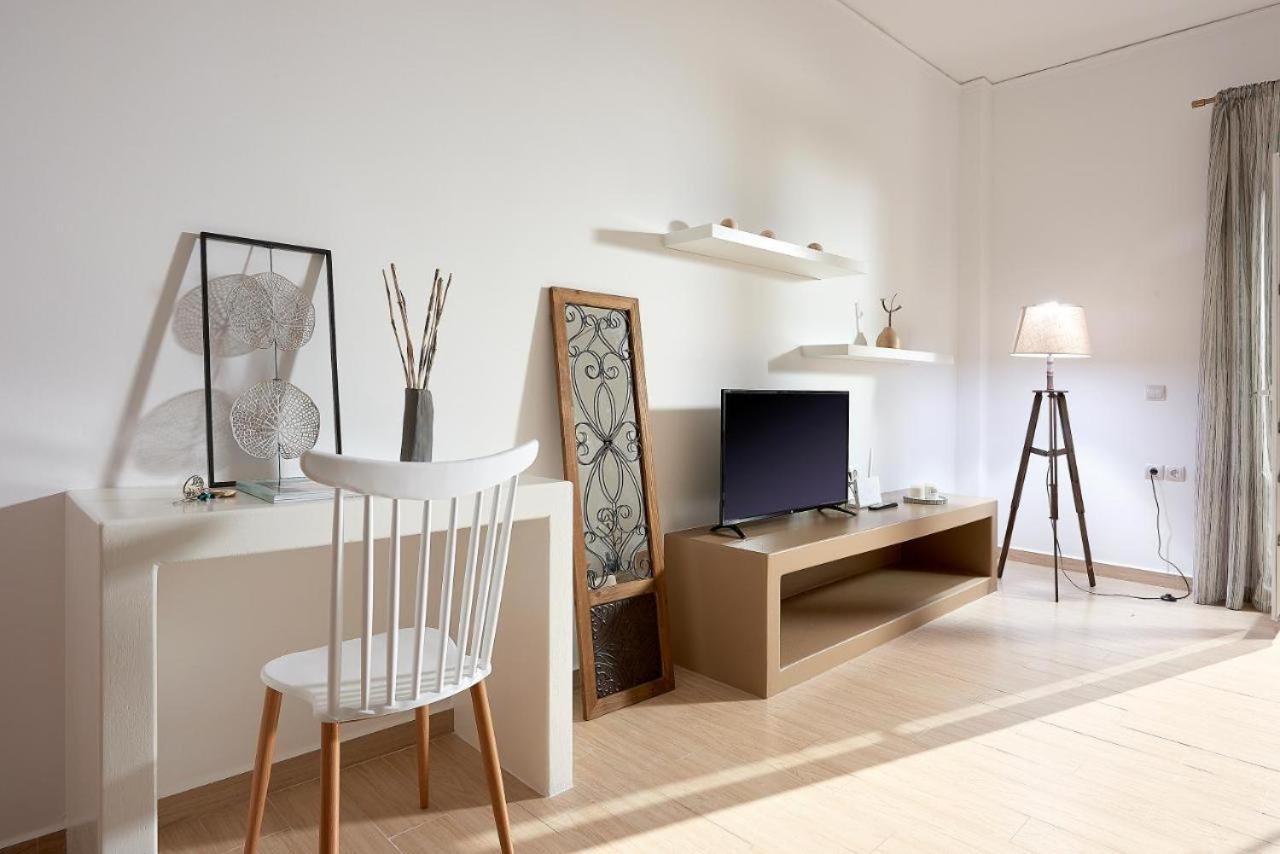 Casa Polivios Lägenhet Adamantas  Exteriör bild